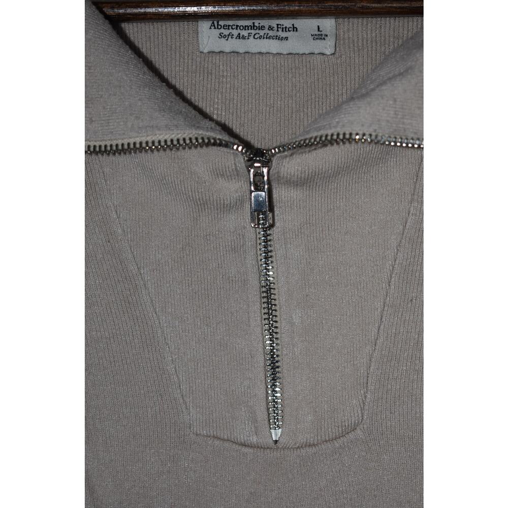 Abercrombie & Fitch Cream Soft 1/4 Zip Knit Top Size L - Picture 4 of 4